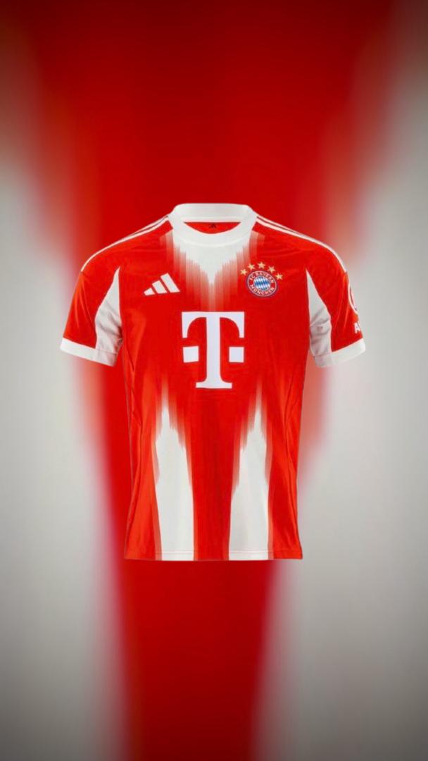 Maillot Bayern Munich domicile 2025/26
